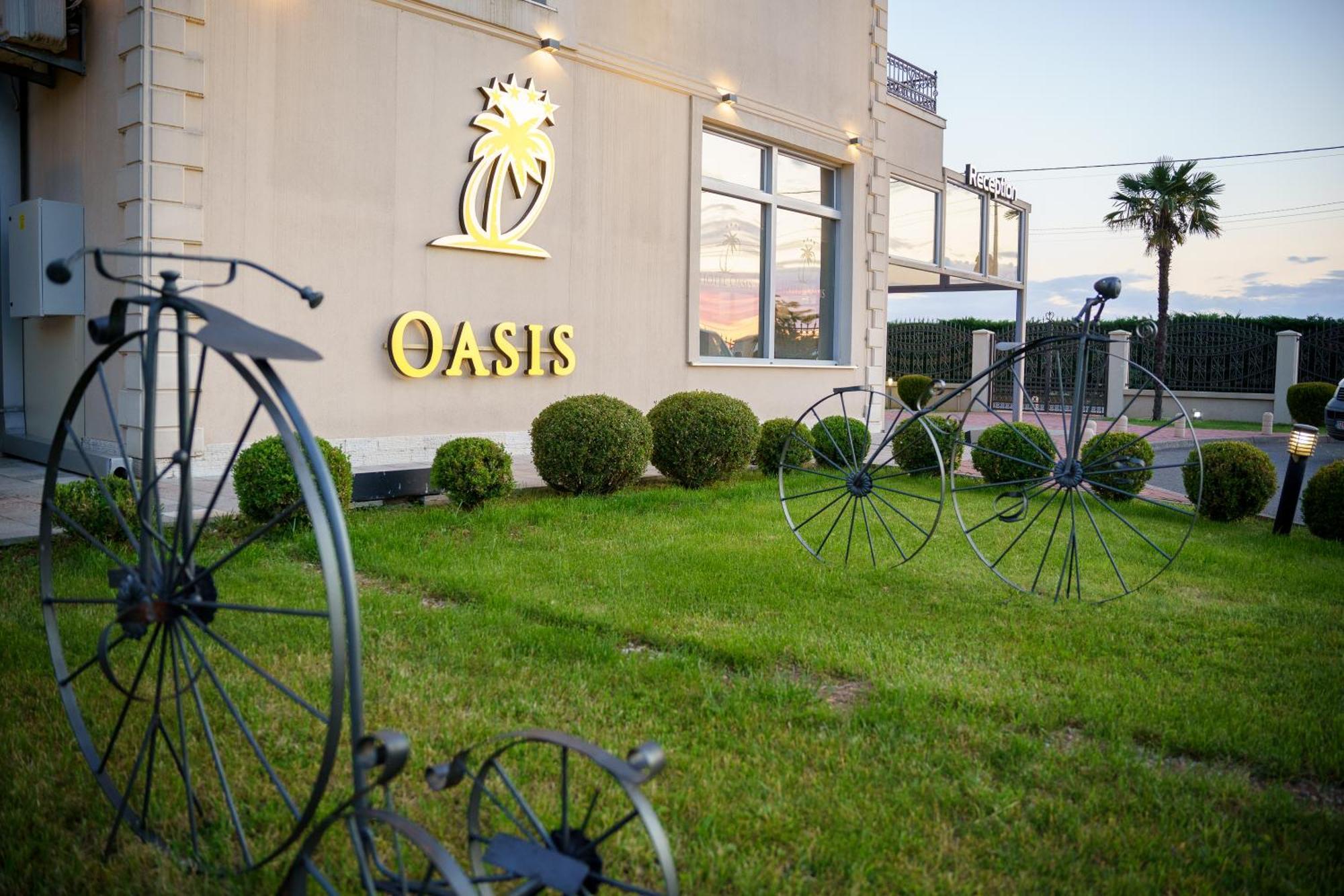 Hotel Oasis 포드고리차 외부 사진